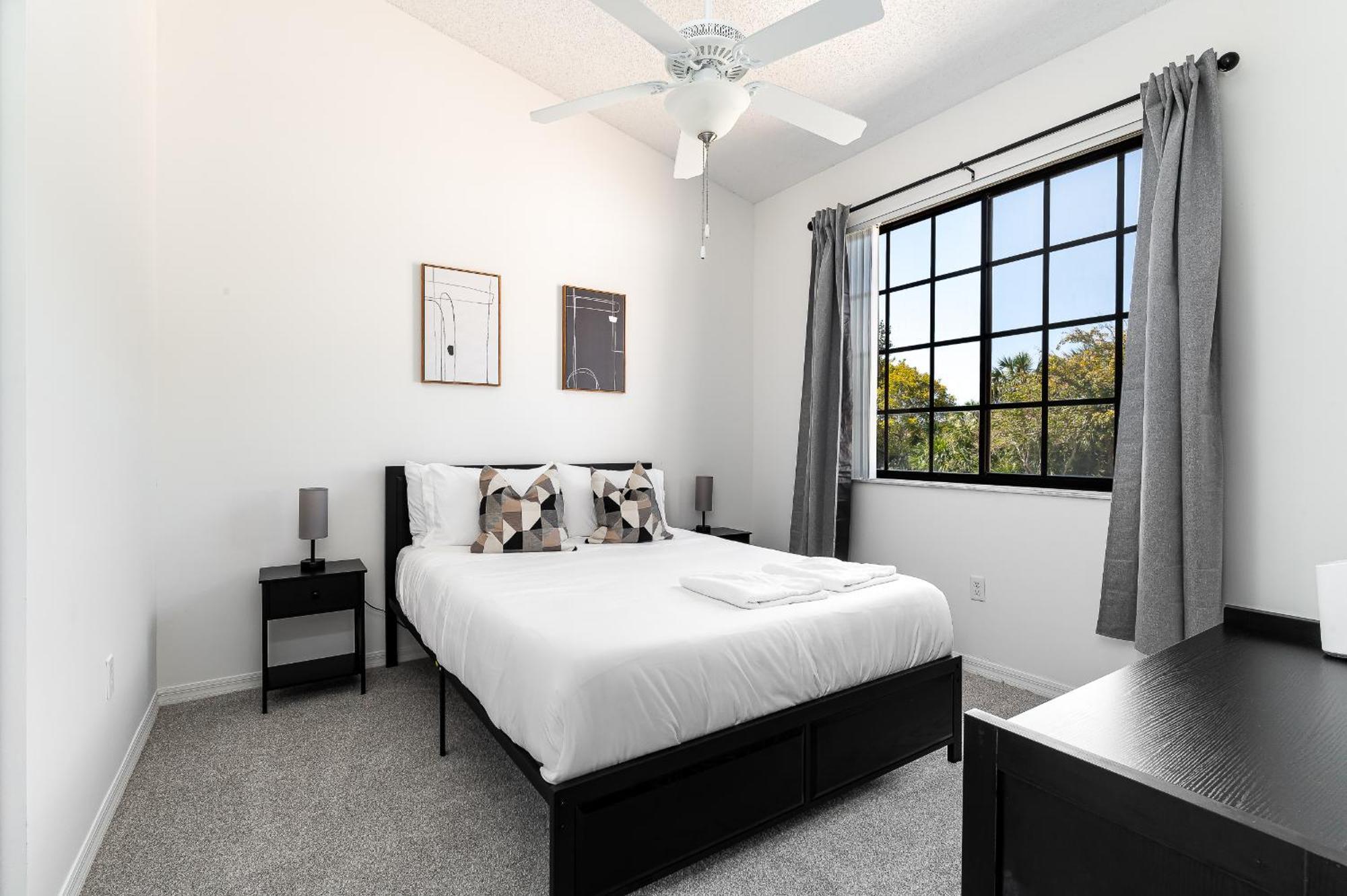 Newly Renovated Townhome With King Bed Delray Beach Exteriör bild