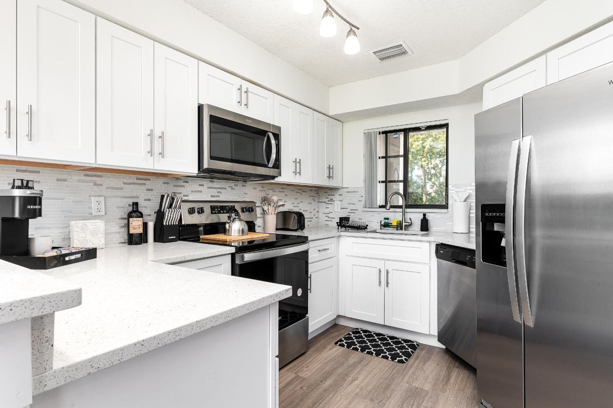 Newly Renovated Townhome With King Bed Delray Beach Exteriör bild