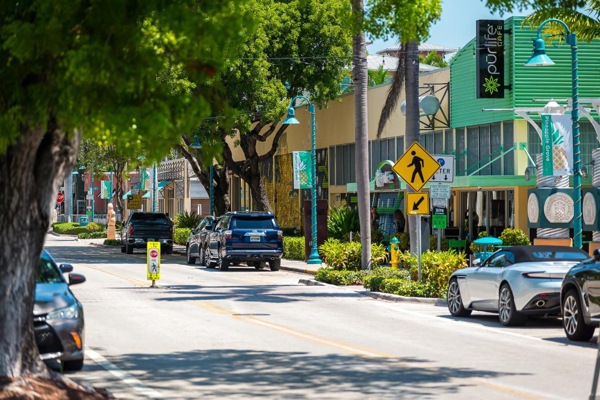 Newly Renovated Townhome With King Bed Delray Beach Exteriör bild